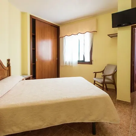 Hostal O Camouco-3